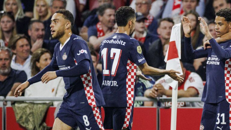 เดสต์ กลับมาช่วย PSV ลงเล่น 30 นาทีในเกมเสมอ อาแจ็กซ์ 2-2 หลังพักฟื้นอาการบาดเจ็บ