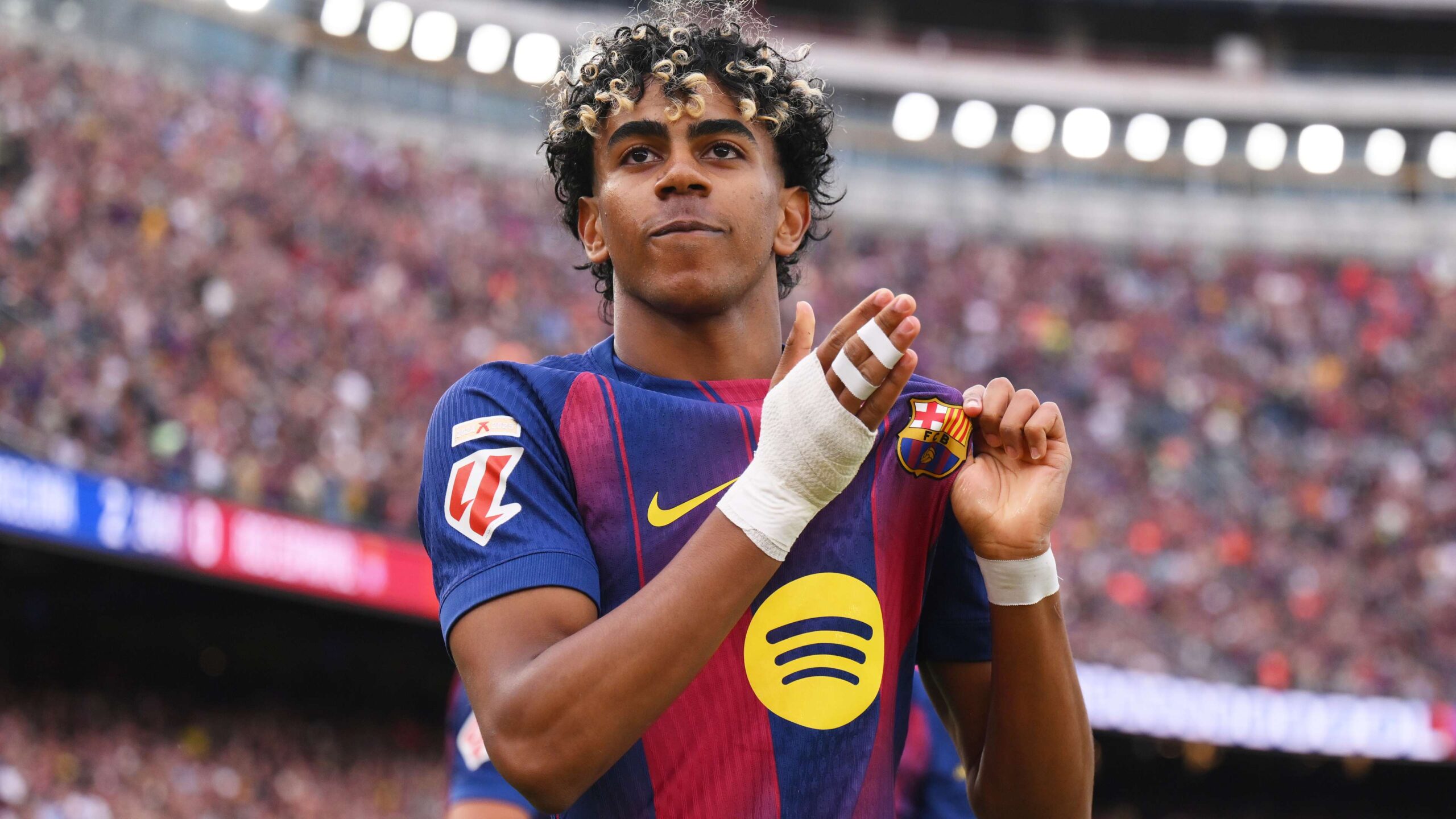 สเปนได้กำลังใจ! ลามีน ยามาล กลับมาซ้อมบนหญ้าที่บาร์เซโลนา ก่อนฟุตบอลโลก 2026