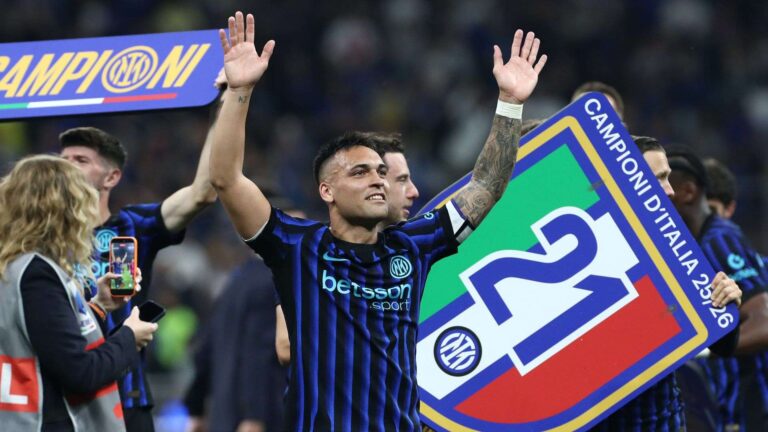 ลาตาโร มาร์ติเนซ ยืนยันอยู่กับอินเตอร์ ปัดข่าวลือย้ายทีมจากสโมสรยุโรปชั้นนำ