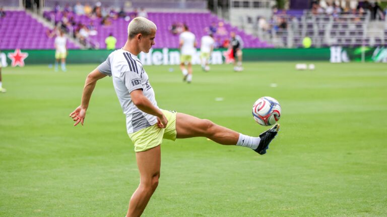 เคเวน ซัลลิแวน ดาวรุ่ง ฟิลาเดลเฟีย ยูเนียน ยิงประตู MLS แรกในวัย 16 ปี เชื่อมเส้นทางสู่ แมนเชสเตอร์ ซิตี้