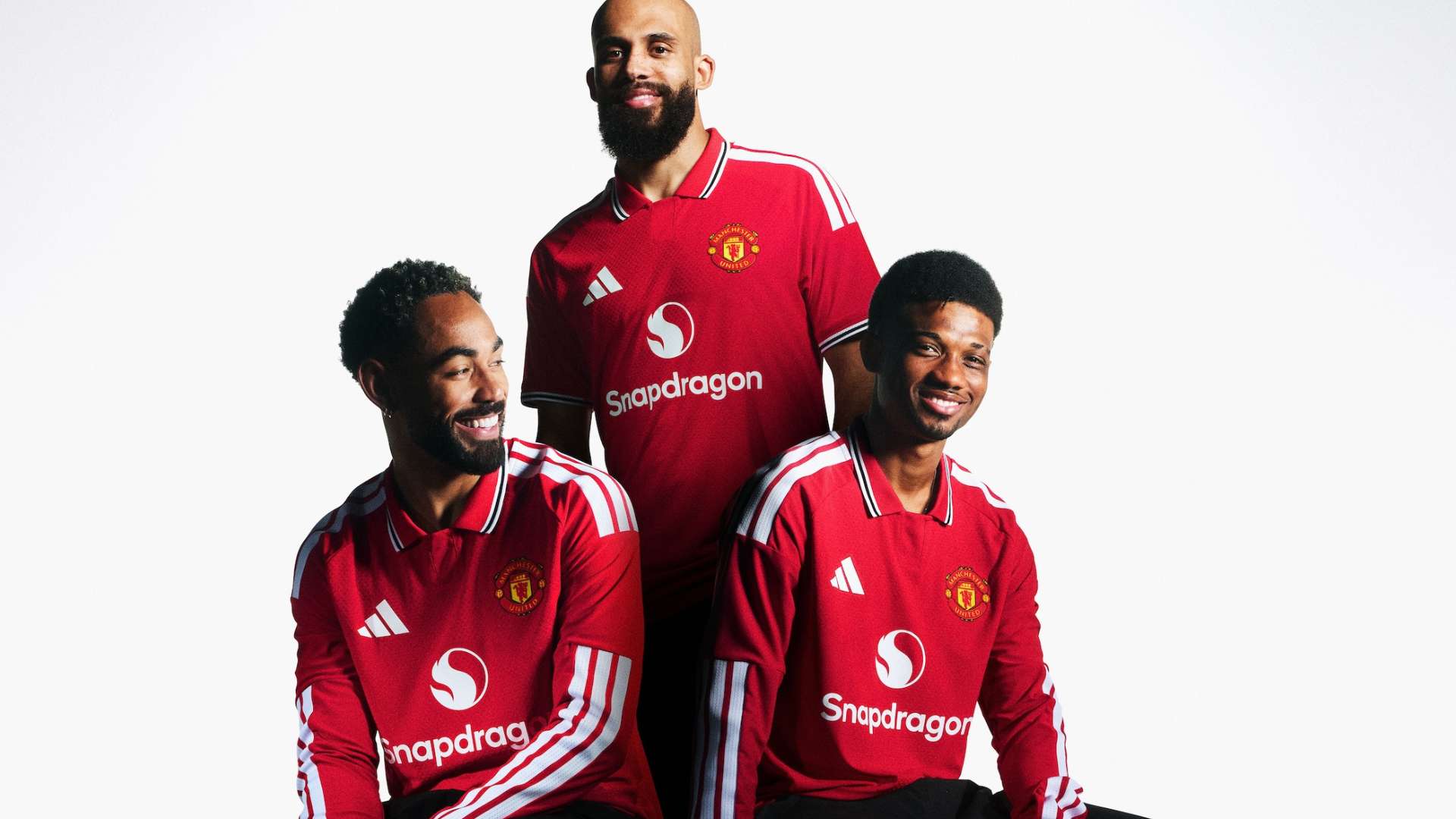 แมนเชสเตอร์ ยูไนเต็ด 2026-27 ชุดเหย้า ชุดเยือน และชุดที่สาม เปิดตัว วันเปิดตัว ราคา และดีไซน์