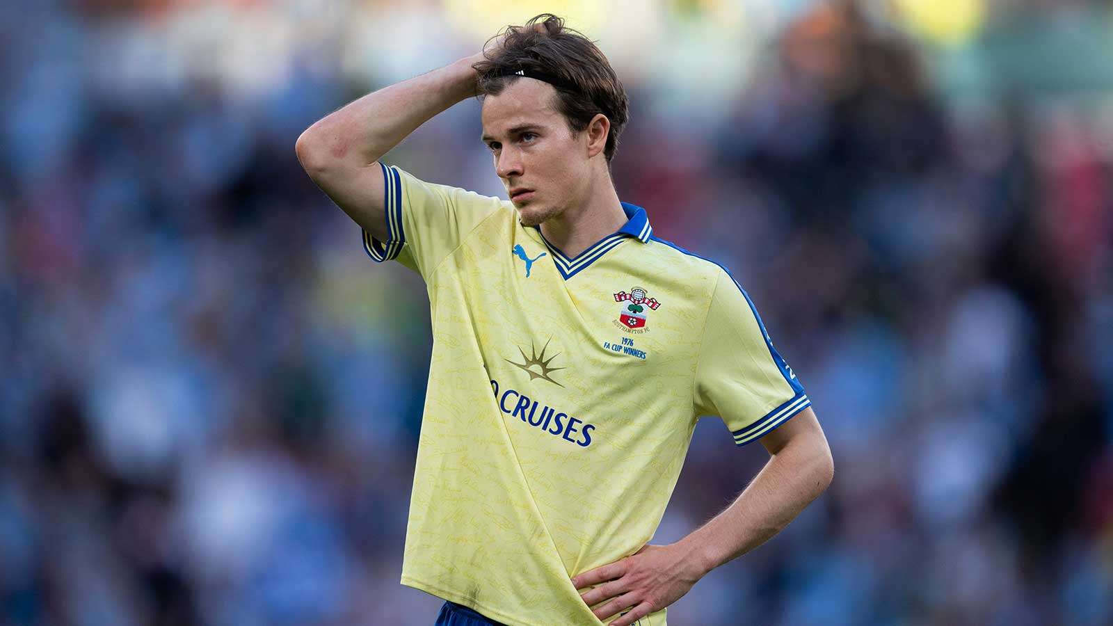 แผนลุ้นเลื่อนชั้นสู่พรีเมียร์ลีกพลิกผัน เซาแธมป์ตัน เอฟซี ถูกตัดสิทธิ์จากรอบเพลย์ออฟ – ผู้จัดการชาวเยอรมันถูกวิพากษ์วิจารณ์หลังเหตุอื้อฉาว