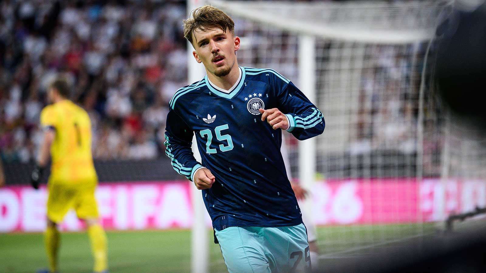 เลนนาร์ท คาร์ล เผย เมสซีคือแบบอย่างสำคัญในบาเยิร์น มิวนิค