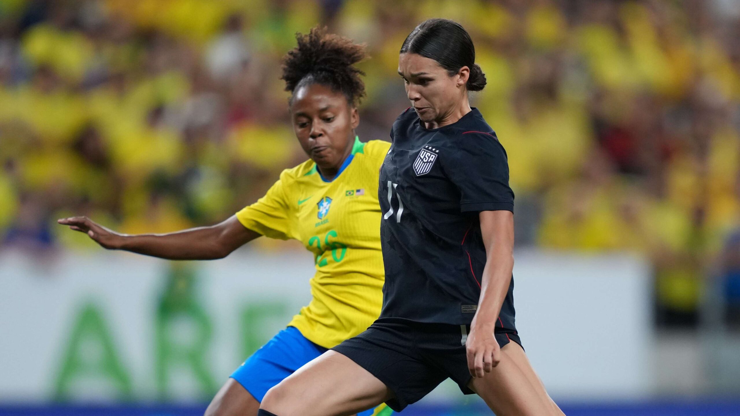 โซเฟีย วิลสัน โชว์ฟอร์มเด่นในเกมสหรัฐอเมริกาหญิงพบบราซิล แมตช์ที่ใบแดง-ใบเหลืองระอุ